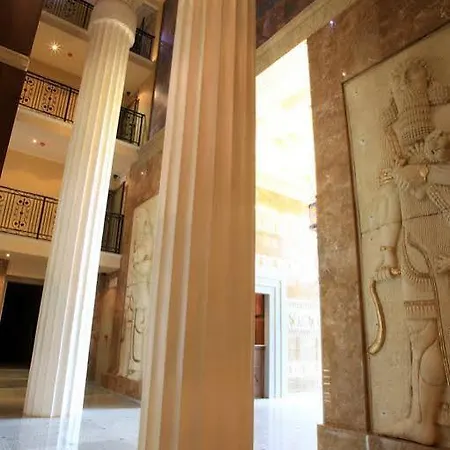 Argisht Palace Only 酒店 3*