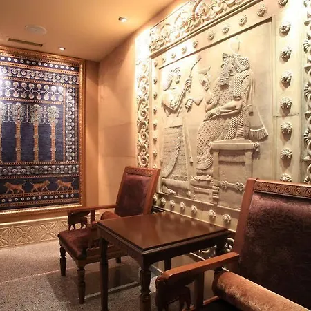 Argisht Palace Only 酒店 3*