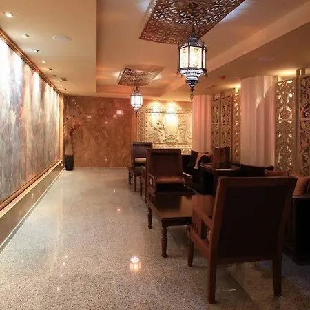 Argisht Palace Only 酒店 3*