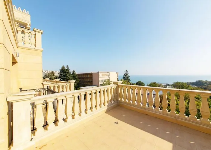 Argisht Palace Only 3* Goudstrand