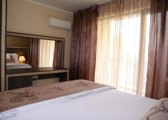 Argisht Palace Only 3* גולדן סנדס