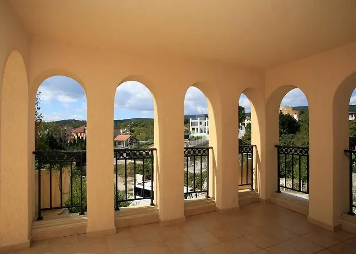 Argisht Palace Only Hotel 3*