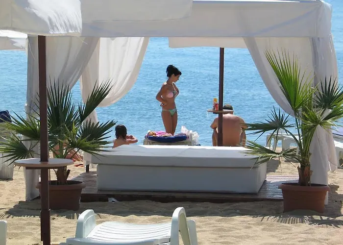 Argisht Palace Only מלון