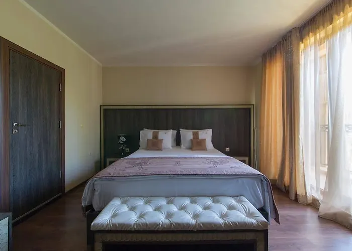 Argisht Palace Only 3* גולדן סנדס